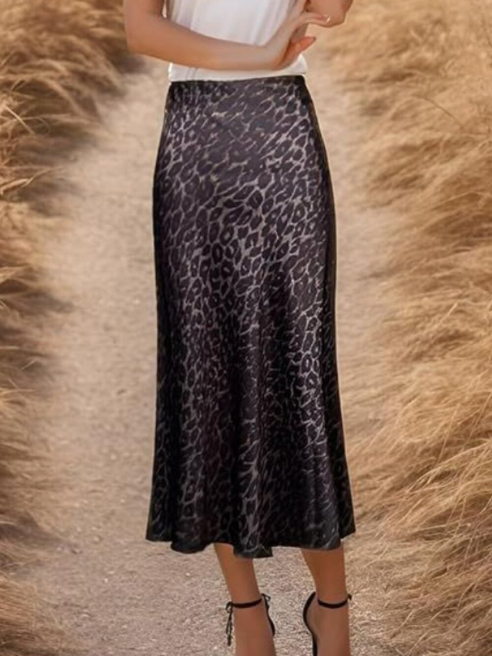 Women's Leopard Print A-Line Skirt - Black/Brown